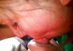 Alina pieprzy się w szczelinę i w filmy porno za darmo gwałt tyłek
