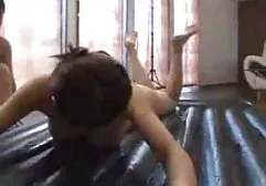 Brunetka cieszy się penisem sex filmy nastolatki za darmo przyjaciela rodziny