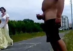 Wanka uwodzicielska dziewczyna w filmy porno za darmo ze zwierzętami dupę