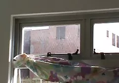 Młoda brunetka filmy online za darmo erotyczne jazda na kutasie